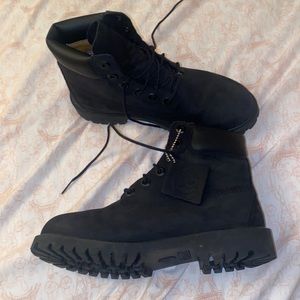 timberlands black.